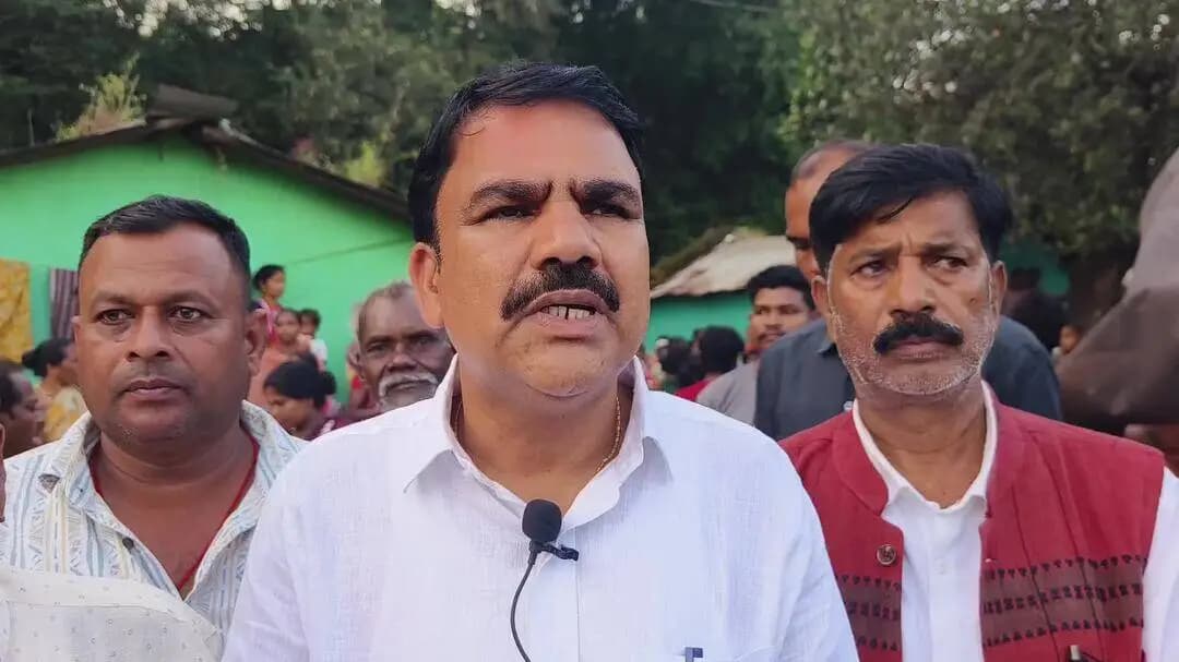ଉମରକୋଟ: ବନ୍ୟା ପ୍ରଭାବିତ ଅଞ୍ଚଳ ବୁଲି ନବରଙ୍ଗପୁର ରେ ମତ ଦେଲେ ମନ୍ତ୍ରୀ ନିତ୍ୟାନନ୍ଦ ଗଣ୍ଡ
