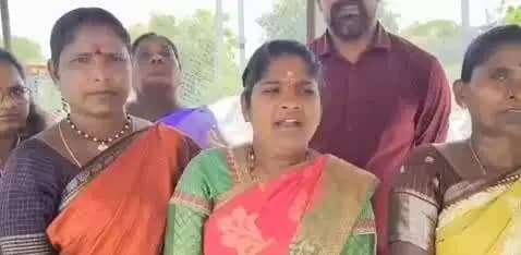 శామీర్పేట: చెంగిచెర్లలో సొంత నిధులతో రోడ్డు పనులను ప్రారంభించిన కాలనీవాసులు