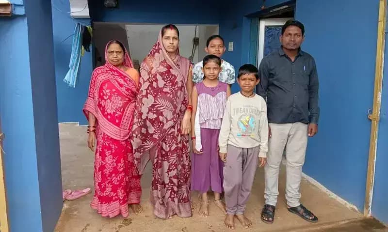 अंबागढ़: गोर्राटोला परिवार पर सामाजिक बहिष्कार का आरोप, बातचीत करने वालों पर 5 हजार रुपए जुर्माना