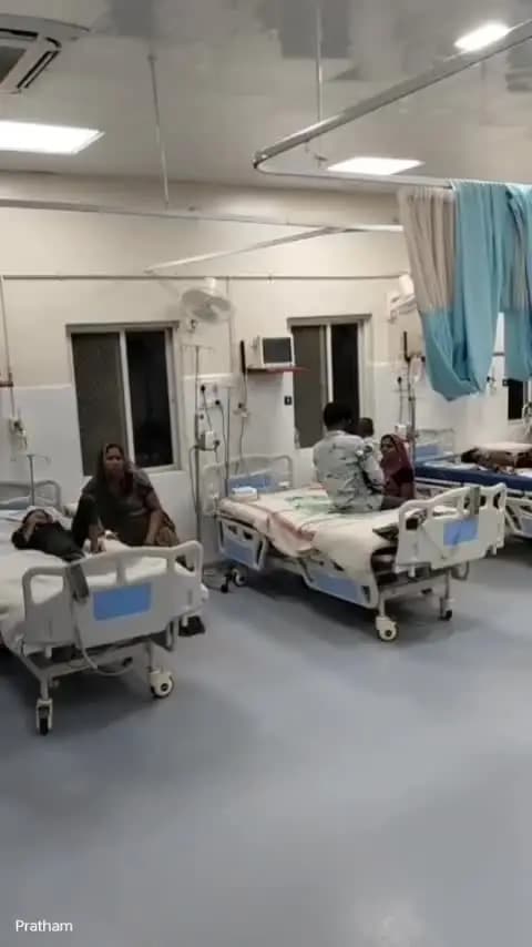 नीमच नगर: नीमच में रतनजोत के बीज खाने से आठ बच्चे बीमार, चार की हालत गंभीर