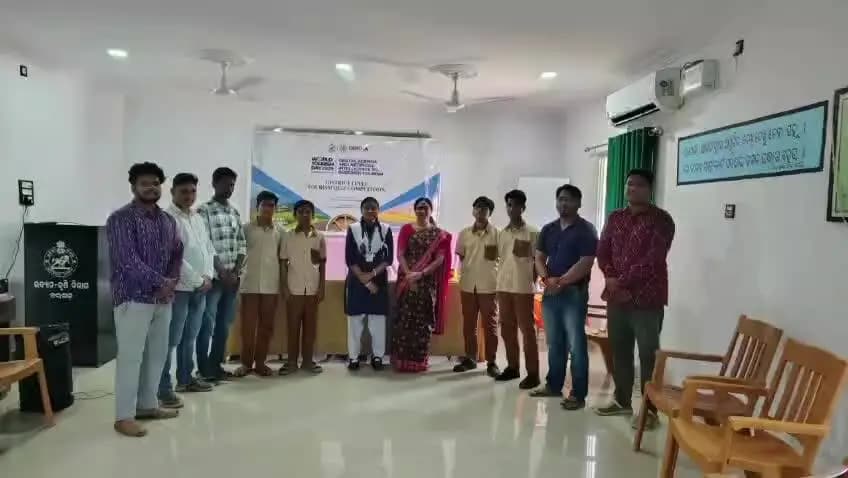 ବରଗଡ: ବରଗଡ଼ରେ ବିଶ୍ୱ ପର୍ଯ୍ୟଟନ ଦିବସ ଅବସରରେ ଜିଲ୍ଲାସ୍ତରୀୟ କୁଇଜ୍ ପ୍ରତିଯୋଗିତା ମଙ୍ଗଳବାର ଆୟୋଜିତ ହୋଇଯାଇଛି |