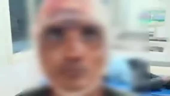 डुमरा: रीगा रोड पर छेड़छाड़ के आरोप में युवक की पिटाई, वीडियो वायरल