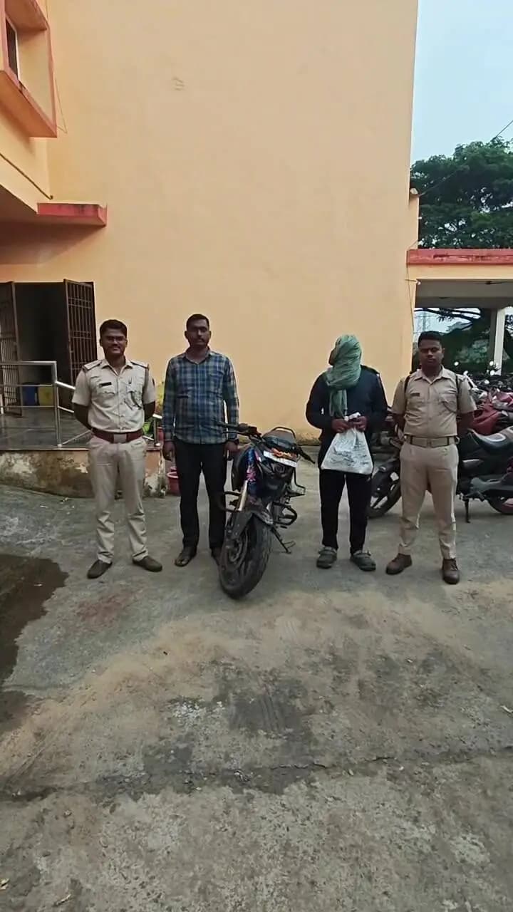 କଟକରେ ୨୩ ଲକ୍ଷ ଟଙ୍କାର ବ୍ରାଉନସୁଗର ଜବତ, ଯୁବକ ଗିରଫ