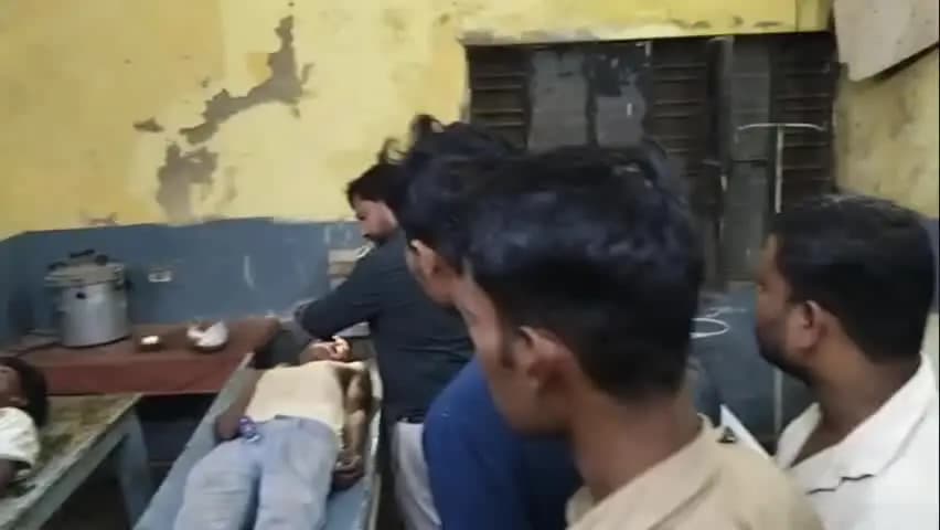दुधि: जाबर में तेज रफ्तार बाइक की टक्कर से सड़क किनारे टहल रहे व्यक्ति की मौत, बाइक सवार 2 लोग घायल