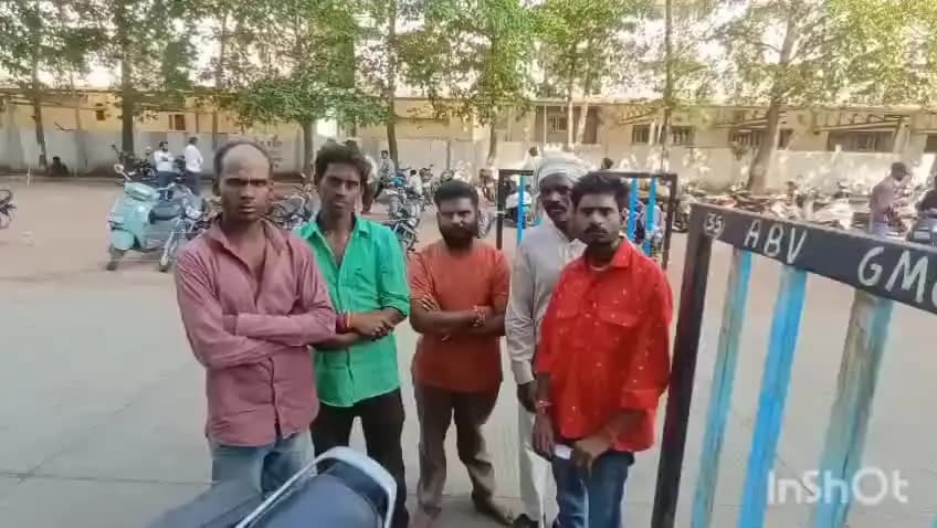 विदिशा नगर: सिविल लाइन थाने के गिरराज कॉलोनी मे काम करने के दौरान ट्रैक्टर पलटने से घायल हुए मजदूर की इलाज के दौरान मौत, कराया PM