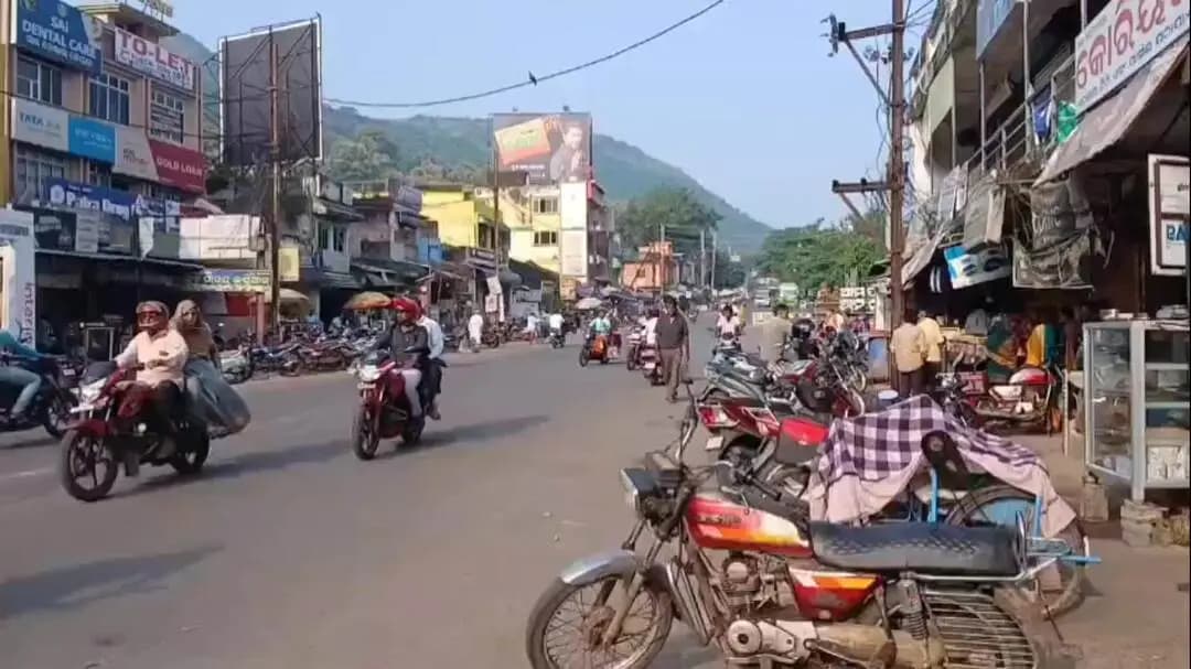 ନୟାଗଡ: ନୟାଗଡ ରେ ଫିକା ପଡ଼ିଲା ଭାରତ ବନ୍ଦ ଡାକରା