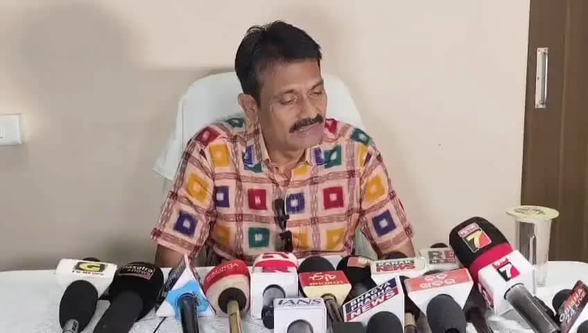 ଛତ୍ରପୁର: ମାଥିଲି ବ୍ଲକ୍ର AEE ଶିଶିର ଦାଶ ଗିରଫ, ବ୍ରହ୍ମପୁର ଠାରେ ପ୍ରତିକ୍ରିୟା ରଖିଲେ ଭିଜିଲାନ୍ସ ଏସପି