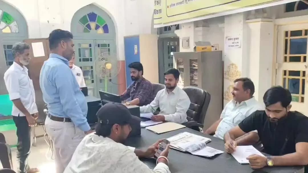सदर: अयोध्या नगर निगम की ओटीएस योजना से वाकदारों को मिली राहत, हाउस टैक्स पर ब्याज माफ