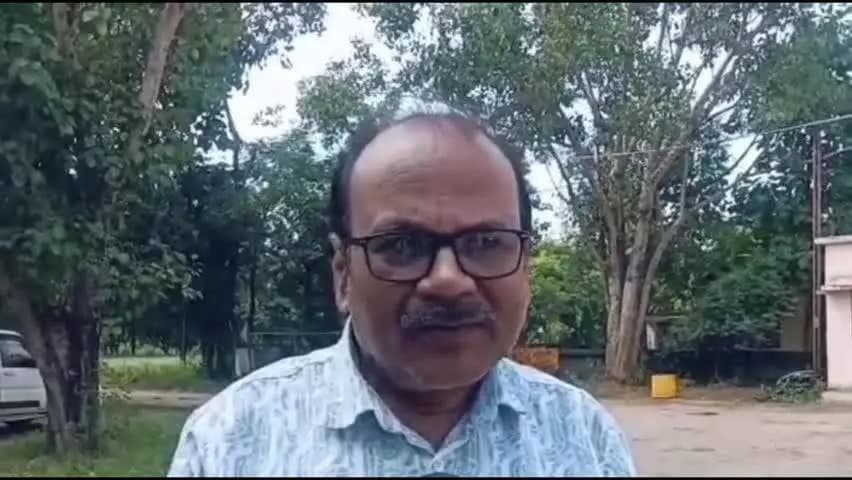 ଝାରସୁଗୁଡା: ଜୋରାଵଗା ଗାଁରୁ ଅସହାୟ ୭ ବର୍ଷୀୟ ଶିଶୁ ଓ ତାଙ୍କ ମାଁ ଉଦ୍ଧାର, ପ୍ରତିକ୍ରିୟା ଝାରସୁଗୁଡା ରଖିଲେ ଜିଲ୍ଲା ସାମାଜିକ ସୁରକ୍ଷା ଅଧିକାରୀ