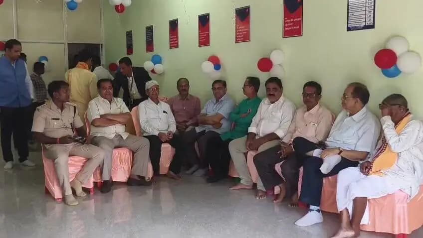ଖରିଆର: ସିନାପାଲି ନାକା ଛକରେ ଖୋଲିଲା ବନ୍ଧନ ବ୍ୟାଙ୍କର ନୂତନ ଶାଖା