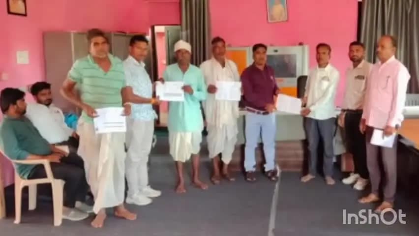 कुशलगढ़: मिट्टी की सेहत का मिला ‘हेल्थ कार्ड’, वडला की रैली में 40 किसानों को मृदा स्वास्थ्य कार्ड वितरित