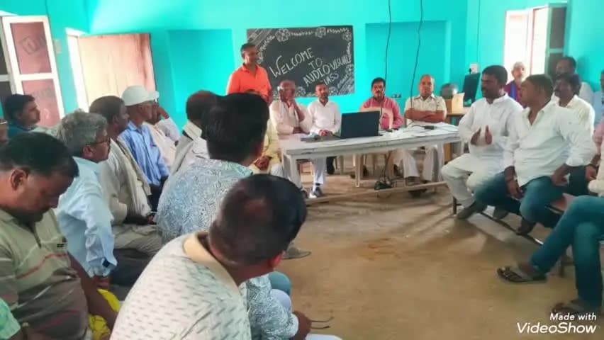 चुनार: जमालपुर के गोगहरा गांव में बाढ़ प्रभावित किसानों की हुई बैठक, किसान कल्याण समिति संगठन का गठन