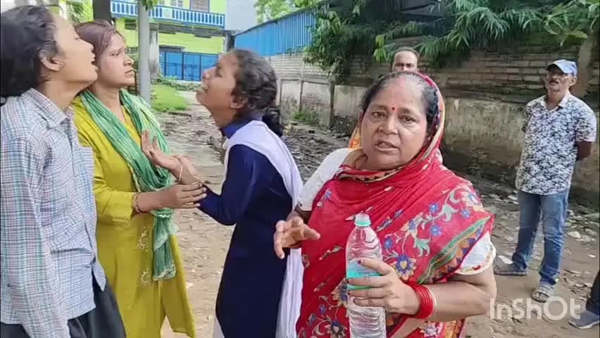 तरारी: जीउतिया की खरीदारी को निकली मां की बाइक से गिरकर मौत, चार मासूम बच्चों के सिर से उठा मां का साया, त्योहार से पहले मातम