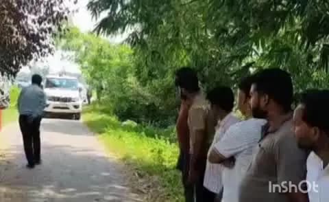 टांडा: सीआईएसएफ शिविर गोली कांड में शहीद अंकित पांडे का पार्थिव शरीर इब्राहिमपुर के दौलतपुर एकसारा गांव पहुंचा, मचा कोहराम