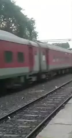 दलसिंहसराय: दलसिंहसराय रेलवे स्टेशन पर कई महत्वपूर्ण ट्रेनों का ठहराव नहीं, लोगों ने उठाई आवाज