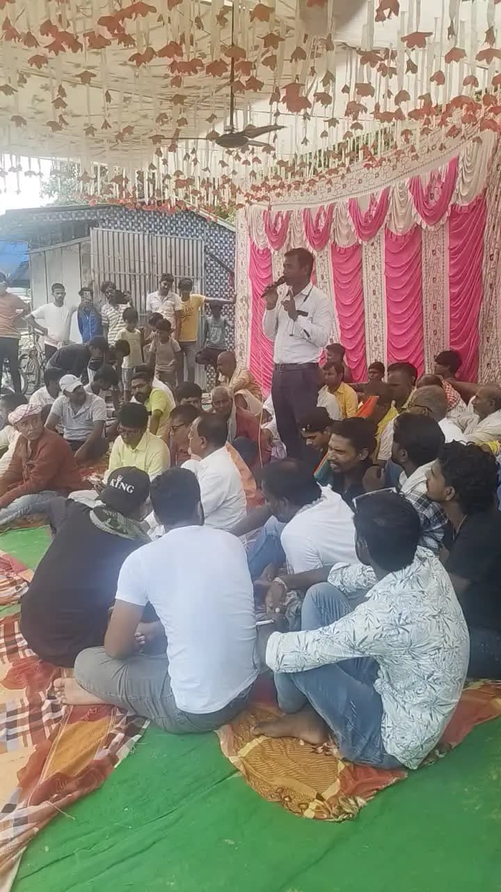 pasraha satesan par aaj Bhukh hartal #nonfollowersfriend
