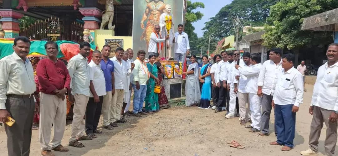 డోర్నకల్: డోర్నకల్లో ఘనంగా మహాత్మా గాంధీ, లాల్ బహదూర్ శాస్త్రి జయంతి వేడుకలు