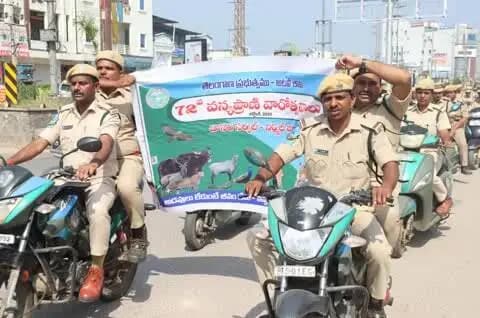 నిర్మల్: నిర్మల్లో ఘనంగా వన్యప్రాణి వారోత్సవాలు: అటవీ శాఖ ఆధ్వర్యంలో బైక్ ర్యాలీ