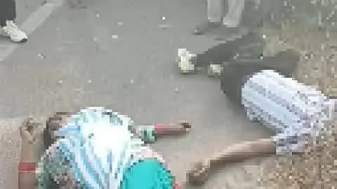 भिवानी: गांव पोकरवास के नजदीक ट्रक और कार की टक्कर में दो लोगों की मौत
