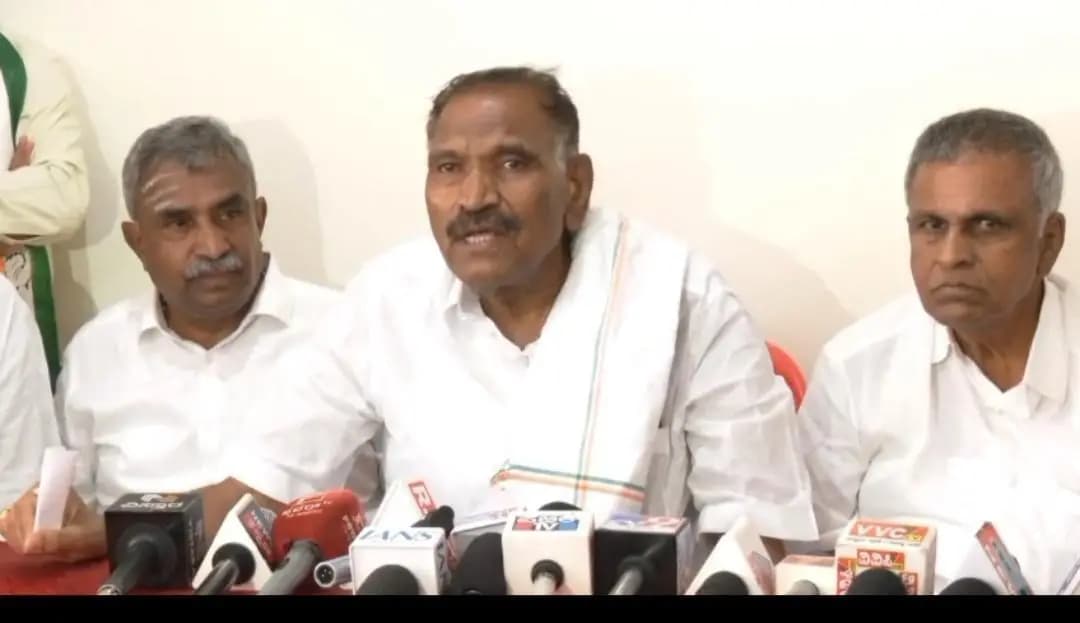 ಹಾಸನ: ನೈಸ್ ರಸ್ತೆ ಮತ್ತು ಎಸ್ಐಆರ್ ವಿಚಾರ: ಎಚ್.ಡಿ. ಕುಮಾರಸ್ವಾಮಿ ವಿರುದ್ಧ ಕೆ.ಎಂ. ಶಿವಲಿಂಗೇಗೌಡರ ವಾಗ್ದಾಳಿ