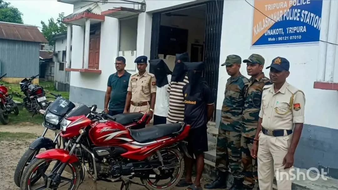 কৈলাশহর: কৈলাশহরে চুরি হওয়া 2 বাইক বিক্রির চেষ্টায় আটক 3 যুবক