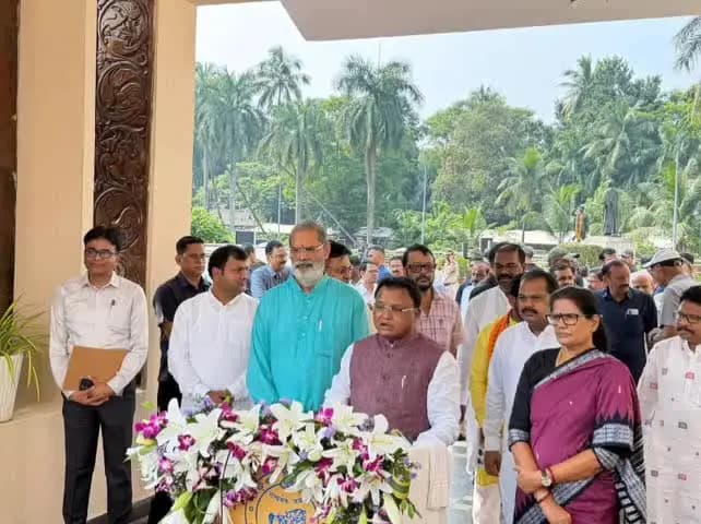 ଛେଣ୍ଡିପଦା: ବିଧାନସଭାରେ ଆୟୋଜିତ କାର୍ଯ୍ୟକ୍ରମରେ ଯୋଗ ଦେଲେ ବିଧାୟକ ଅଗସ୍ତି ବେହେରା