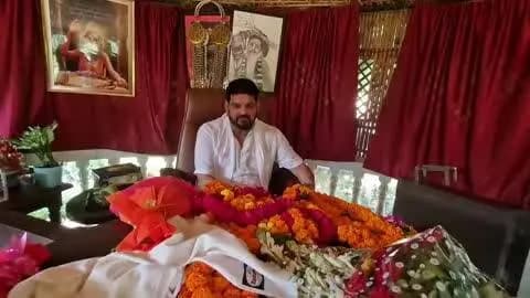 तरबगंज: आराधना मिश्रा को कांग्रेस का प्रदेश अध्यक्ष बनाए जाने पर पूर्व भाजपा सांसद बृजभूषण शरण सिंह ने दी शुभकामना
