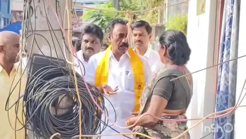 కావలి: కావలిలో 'ఇంటింటికి ఎమ్మెల్యే' కార్యక్రమంలో పాల్గొన్న ఎమ్మెల్యే కావ్య కృష్ణారెడ్డి