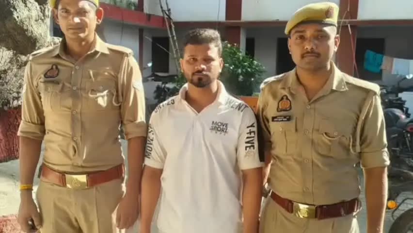 मिर्ज़ापुर: हत्या के प्रयास के अभियोग से संबंधित वांछित अभियुक्त को थाना कोतवाली कटरा पुलिस ने किया गिरफ्तार