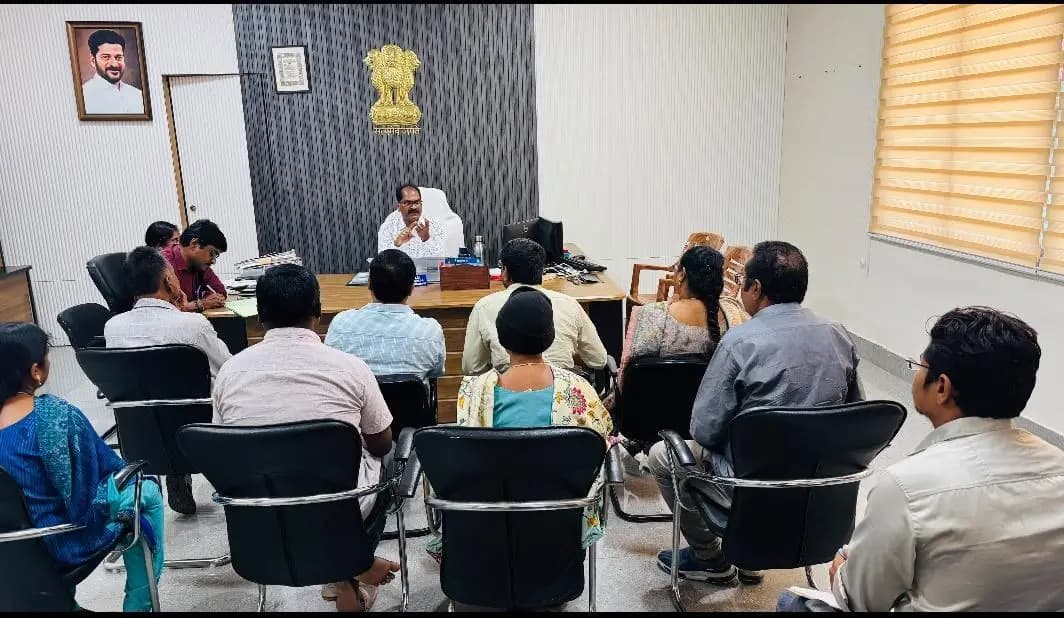 నస్పూర్: మంచిర్యాల: రేషన్ సరుకుల పంపిణీపై అదనపు కలెక్టర్ సమీక్ష