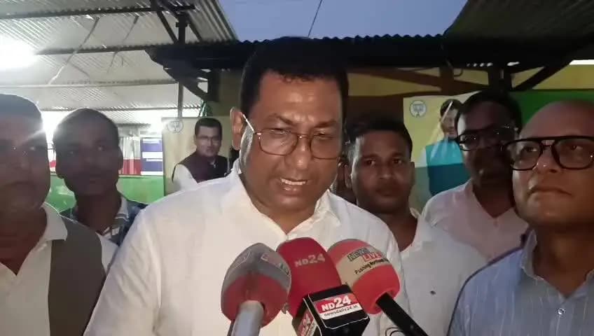 নগাঁও: বদৰুদ্দিন আজমল মানসিক ভাৱে ভাগি পৰিছে ,সেয়ে যতে ততে কান্দিবলৈ আৰম্ভ কৰিছে মন্তব্য বিধায়কৰ