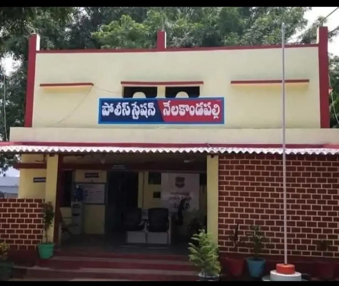 నేలకొండపల్లి: నేలకొండపల్లిలో విషాదం: కడుపు నొప్పి భరించలేక వ్యక్తి ఆత్మహత్య
