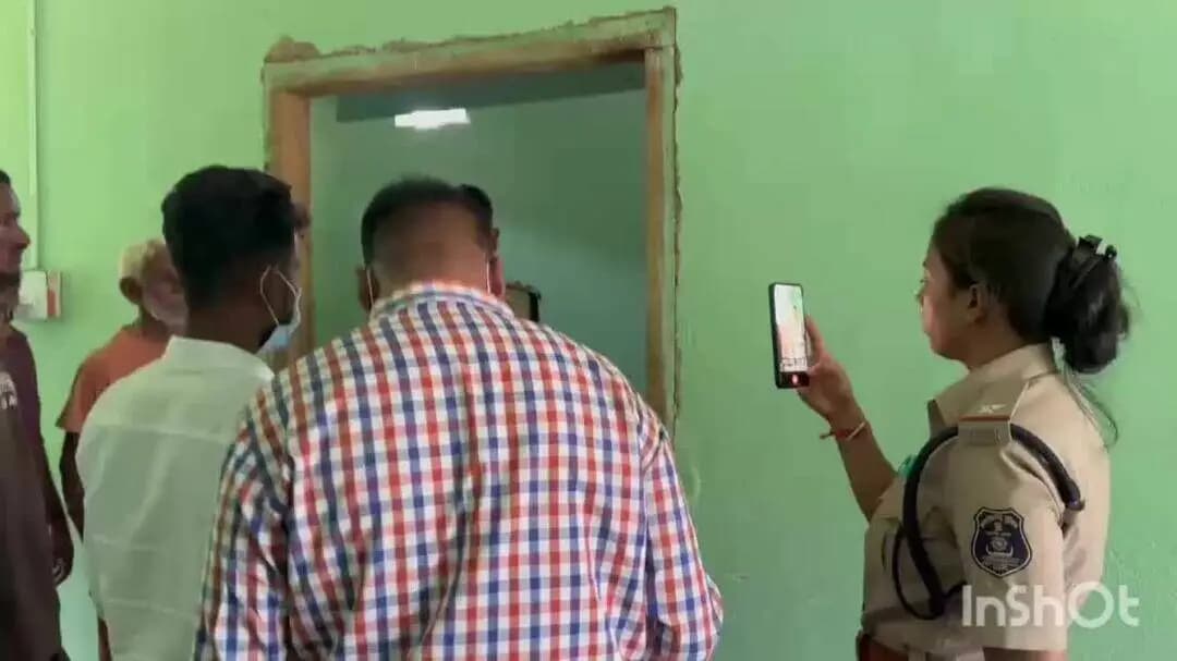 अंबिकापुर: अंबिकापुर के कोतवाली थाना अंतर्गत घर में घुसकर युवक की हत्या, दो संदिग्ध हिरासत में