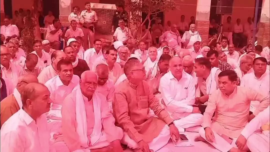 पलवल: पलवल में दलित समाज की महापंचायत, 32 सामाजिक कुरीतियों पर सख्त फैसले