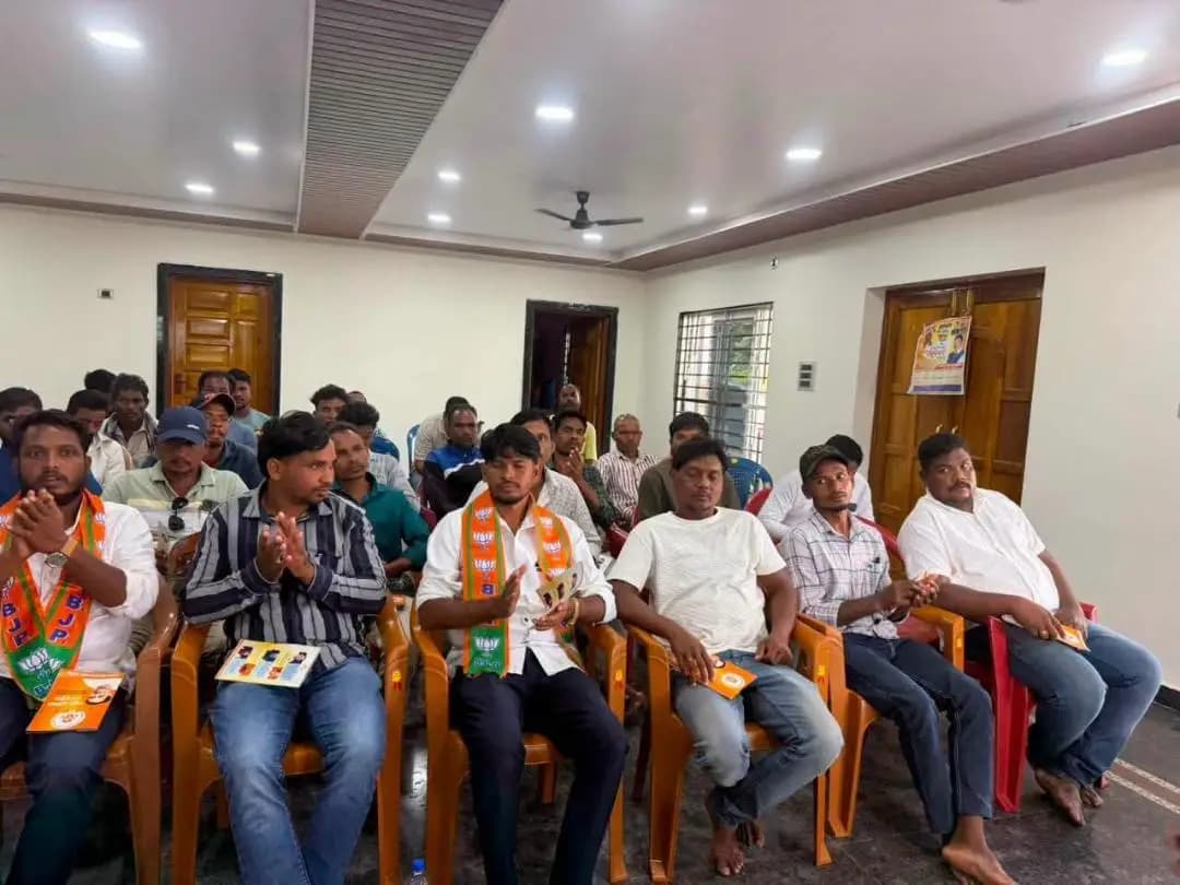 ଲକ୍ଷ୍ମୀପୁର: ଲକ୍ଷ୍ମୀପୁରରେ ବିଜେପି ମଣ୍ଡଳ କାର୍ଯ୍ୟକାରିଣୀ ବୈଠକ: ସଂଗଠନ ମଜଭୁତ କରିବାକୁ ନେଇ ଆଲୋଚନା