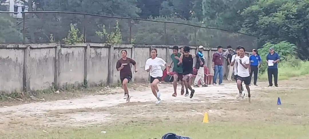 द्वाराहाट: द्वाराहाट में 25 विद्यालयों के 250 बच्चों ने खेल प्रतियोगिता में लिया हिस्सा
