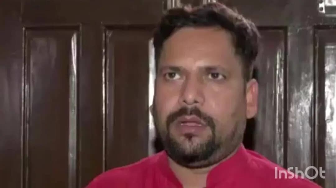आप पार्टी के पार्षदों और विधायकों की बैठक पर विधायक संजीव झा ने कहा