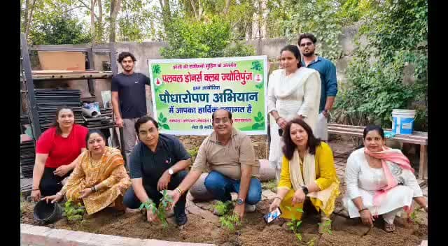 पलवल: महाकाल जिम में पौधारोपण कर पर्यावरण संरक्षण का लिया संकल्प