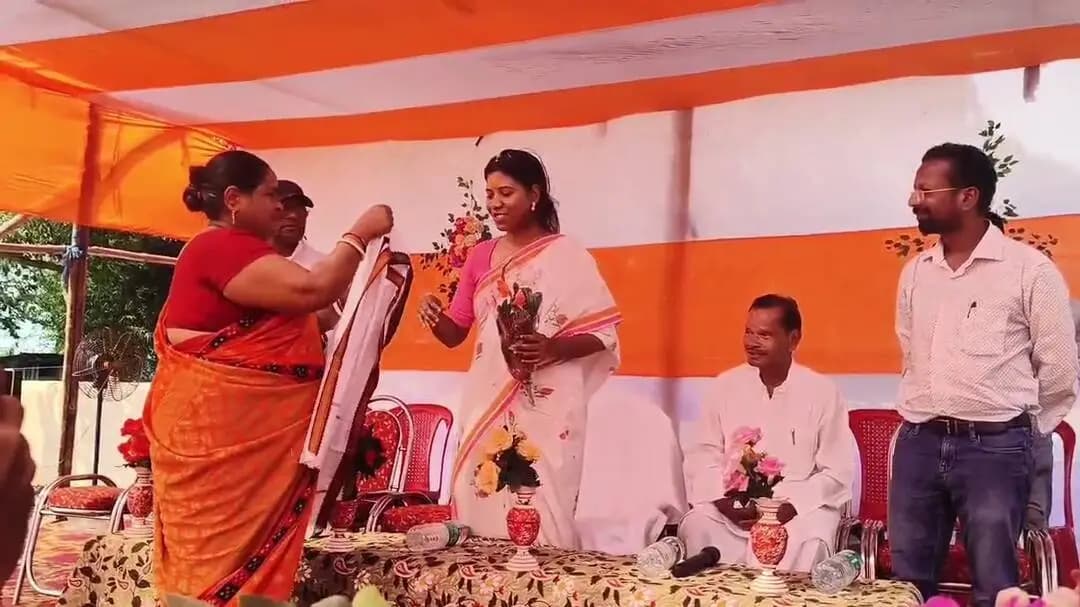 ବାରିପଦା ସଦର: ବାଙ୍ଗିରିପୋଷିରେ ୨୩ କୋଟି ଟଙ୍କାରେ ହେବ ରାସ୍ତା କାମ, ଭିତ୍ତିପ୍ରସ୍ତର ସ୍ଥାପନ କଲେ ବିଧାୟିକା