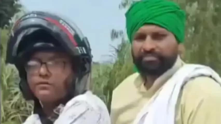 तिलहर: रेलवे क्रॉसिंग आंदोलन के बाद गुलचंपा-तिलहर मार्ग का सर्वे शुरू, सर्वे के दौरान मार्ग की स्थिति का लिया गया जायजा