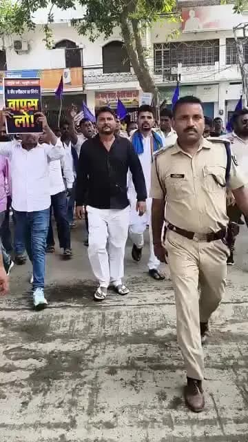 आज पूर्वी चम्पारण के धरती नीला हो गया प्रतिकार महासभा में उपस्थित सभी भीम आर्मी साथी