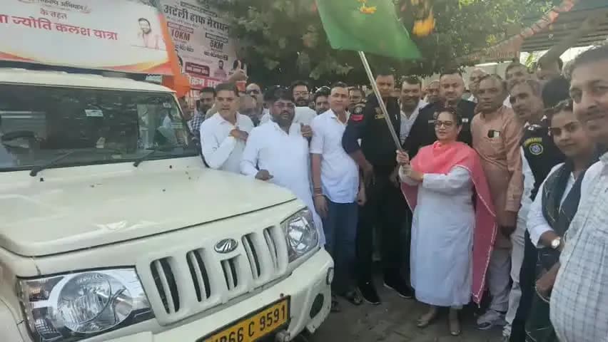 अटेली: स्वास्थ्य मंत्री आरती सिंह राव ने अटेली से सेवा ज्योति यात्रा को दिखाई हरी झंडी