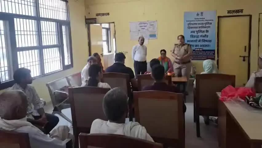 नारनौल: दहेज सामाजिक कलंक, मिलकर मिटाना होगा: महिला आयोग की सदस्य सुनीता ने नारनौल में कहा