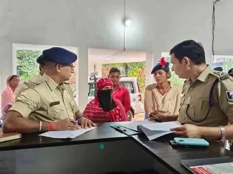 बहादुरगंज: किशनगंज में एसपी संतोष कुमार ने जनता की समस्याओं पर त्वरित और निष्पक्ष कार्रवाई के निर्देश दिए