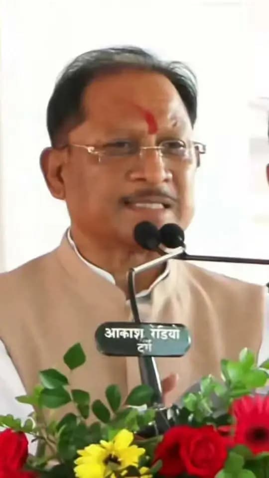 प्रधानमंत्री श्री नरेंद्र मोदी जी का संकल्प है ‘सबका साथ, सबका विकास, सबका विश्वास और सबका प्रयास’ आज हमारे देश को ऐसे प्रधानमंत्री का नेतृत्व प्राप्त है, जो समाज के हर वर्ग के कल्याण और विकास की चिंता करते हैं।
-श्री विष्णु देव साय
मुख्यमंत्री, छत्तीसगढ़
#SabkaSaathSabkaVikas #ViksitBharat #PMAY #PradhanMantriAwasYojana #JanKalyan GaribKalyan