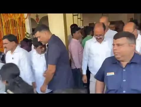 चितरपुर: मुख्यमंत्री हेमंत सोरेन की मां रूपी सोरेन के अंतिम संस्कार में चितरपुर, दुलमी सहित अन्य क्षेत्र के लोग हुए शामिल