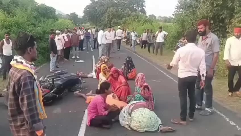 बांधवगढ़: करकेली–घुलघुली मार्ग पर दो बाइकों की भीषण भिड़ंत, दो की मौके पर मौत, एक गंभीर