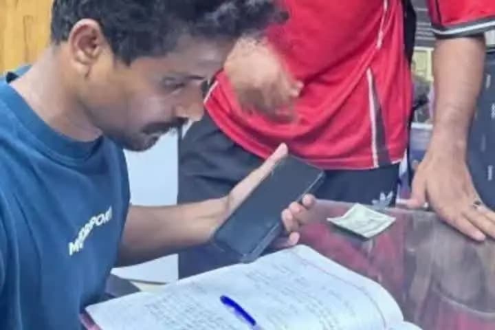 करोल बाग: दिल्ली में पर्यटक से ढाबे पर वसूली गई अतिरिक्त राशि, टूरिस्ट पुलिस ने वापस कराई