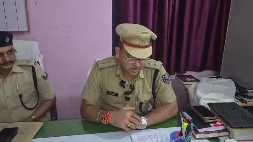 बिहिया: बिहिया से हीरोइन जैसी मादक पदार्थ बरामद, ₹2.75 करोड़ की बताई जा रही है, डीएसपी ने पीसी कर दी जानकारी