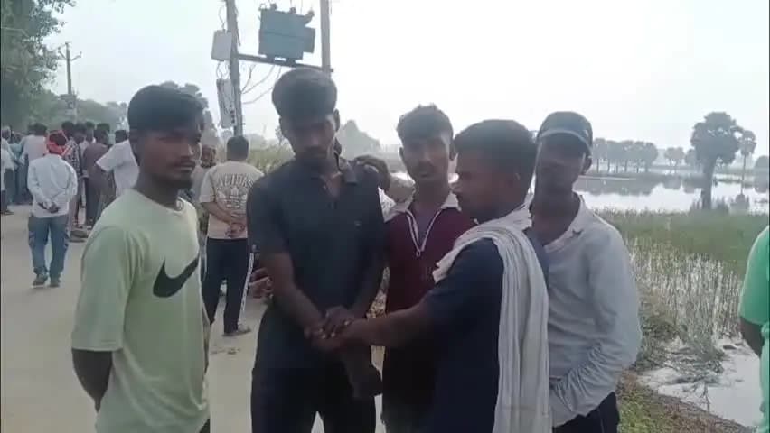 गाज़ीपुर: दरोगा की पिटाई के बाद लापता युवक का शव मंगई नदी में मिला, परिजन ने पुलिस पर हत्या की FIR दर्ज कराई